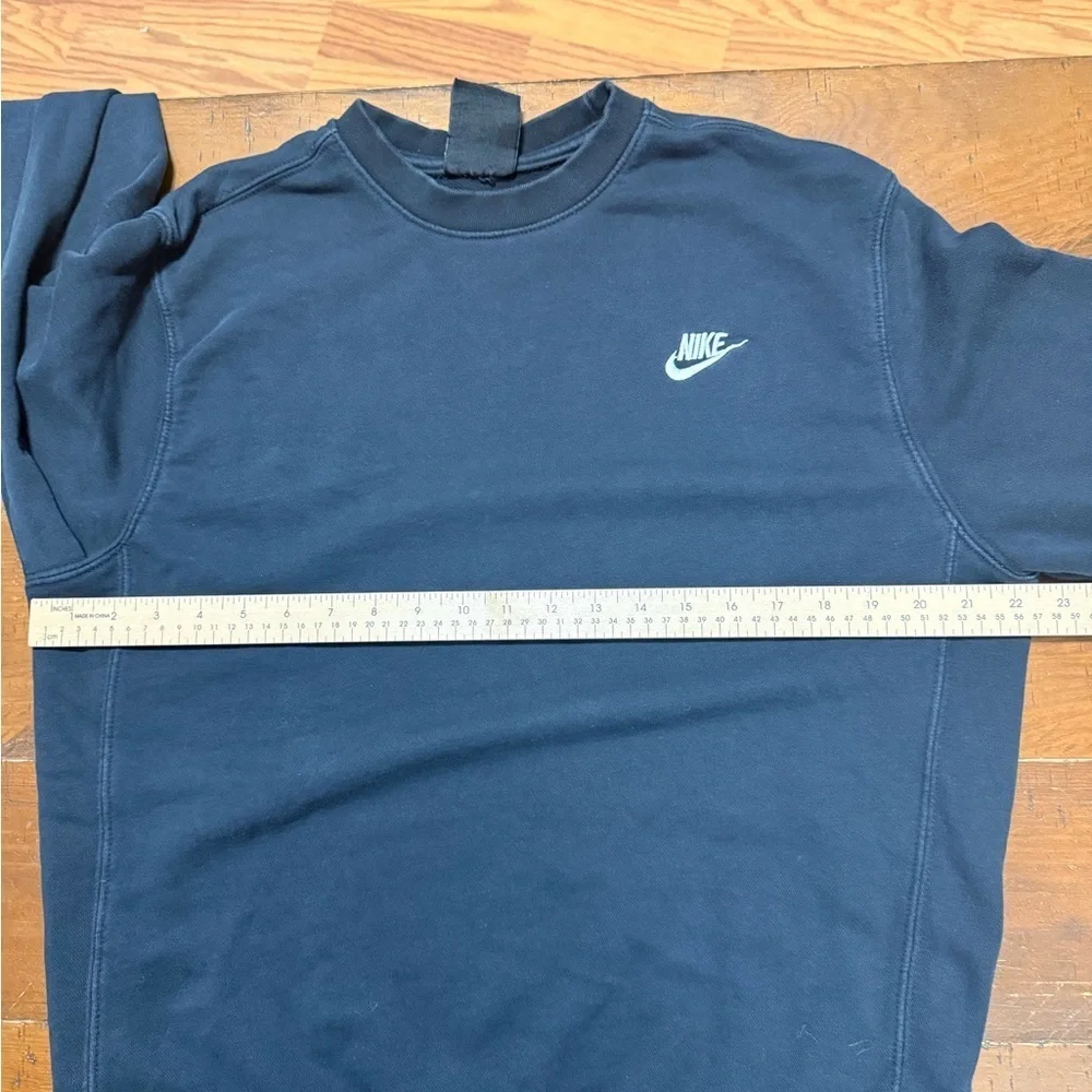 Nike Men's Black Crewneck Sweatshirt